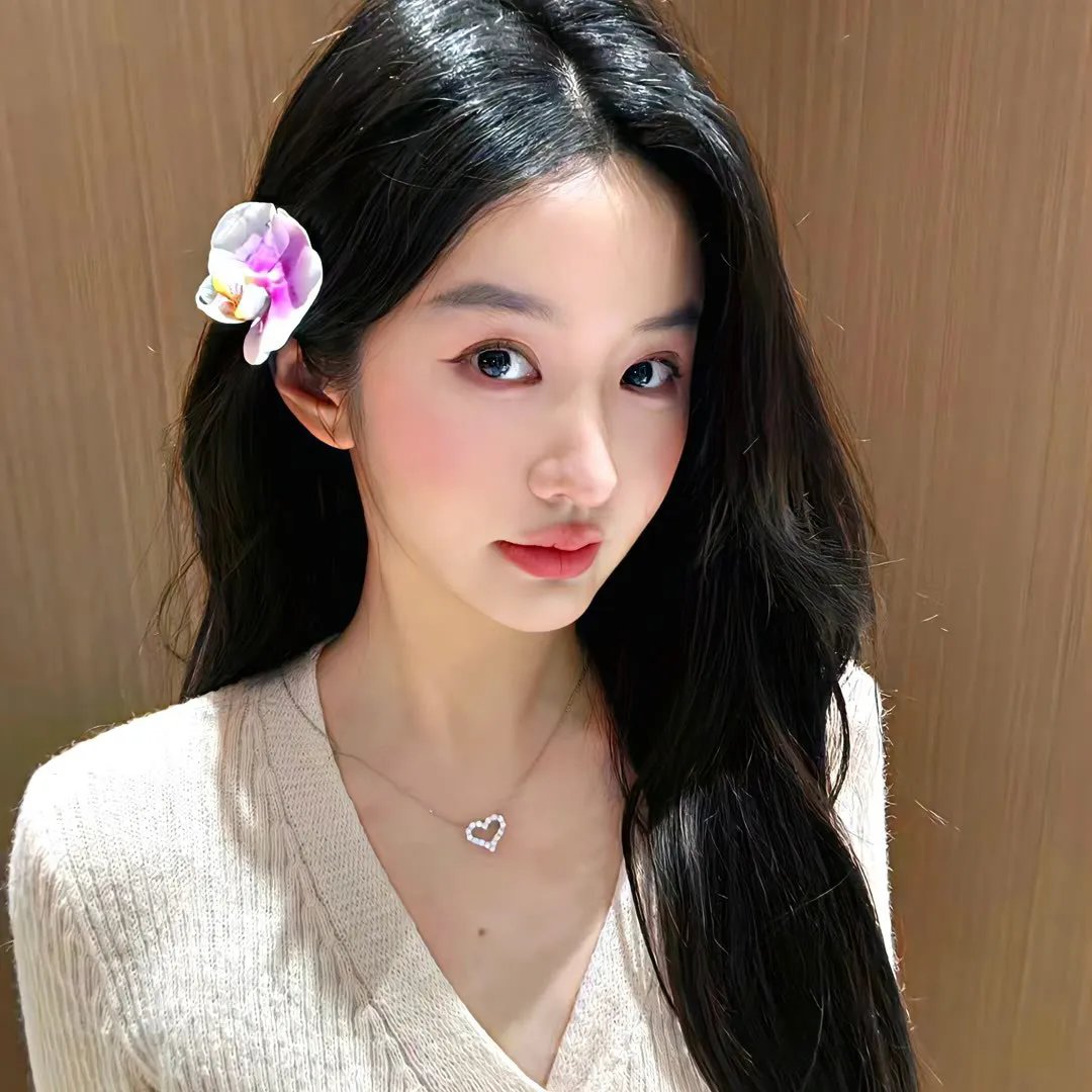 毕业当天就捡了个总裁